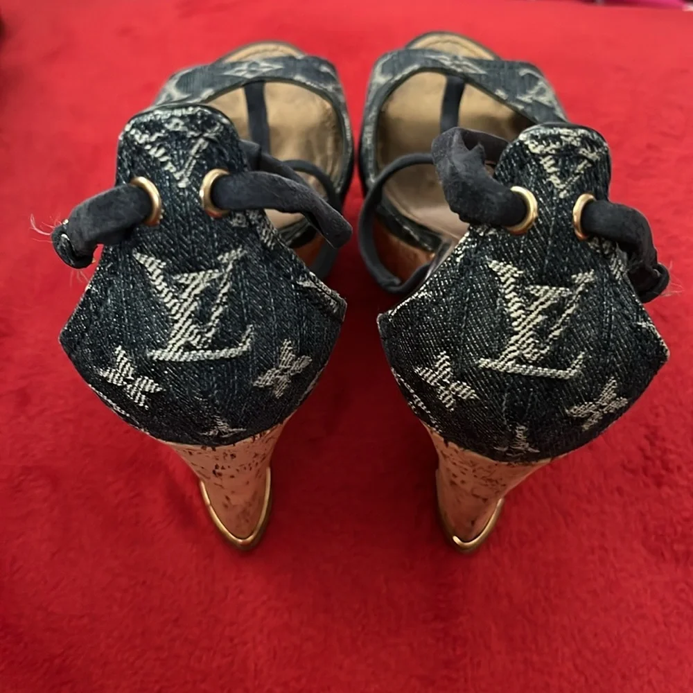 Louis Vuitton  Women’s Shoes - Picture 4 of 7